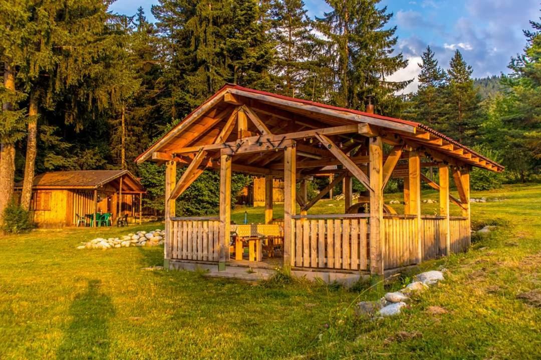 Бунгала Ски Писта Говедарци Luaran gambar